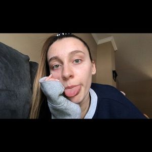 Meet your Posher, Jillian